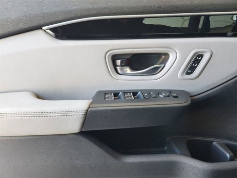 New 2025 Honda Pilot EX-L image 19