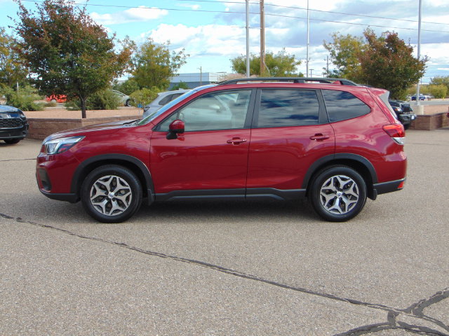 Used 2020 Subaru Forester Premium AWD/4WD image 7