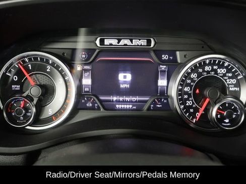 Used 2021 RAM 2500 Laramie w/ Night Edition AWD/4WD image 11