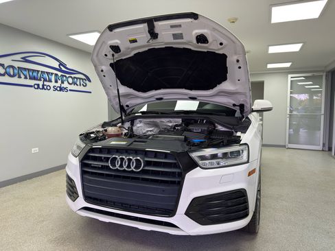 Used 2017 Audi Q3 2.0T Prestige w/ Prestige Package image 35