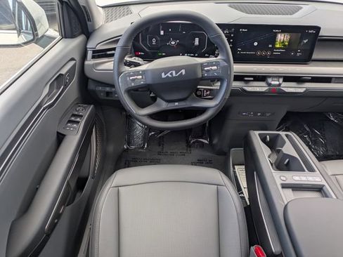 New 2026 Kia EV9 Light image 17