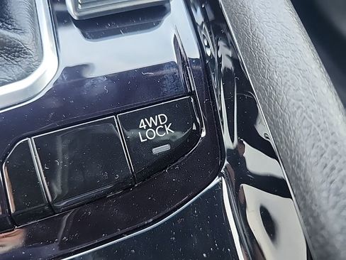 New 2026 Jeep Compass Limited AWD/4WD image 31