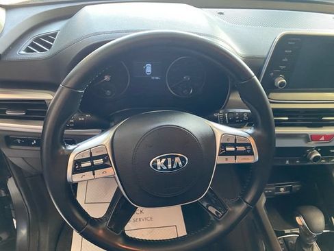 Used 2020 Kia Telluride LX AWD/4WD image 13