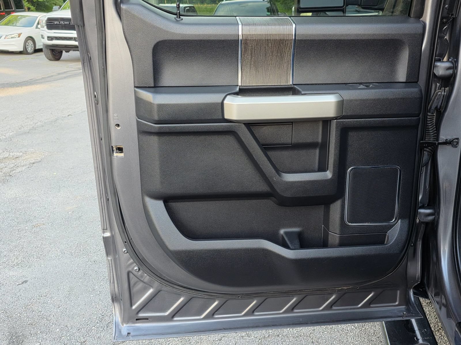 Used 2021 Ford F250 Lariat AWD/4WD image 31