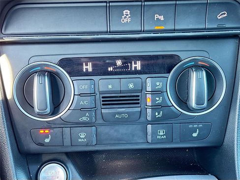 Used 2018 Audi Q3 2.0T Premium image 15