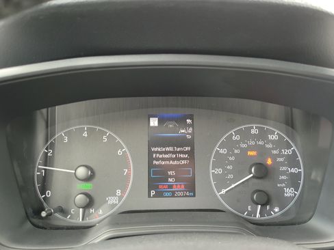 Used 2024 Toyota Corolla Cross SE image 24