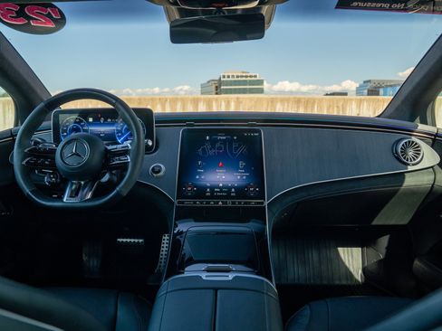 Certified 2023 Mercedes-Benz EQE AMG 4MATIC Sedan image 16