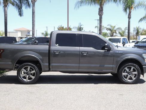 Used 2017 Ford F150 XLT w/ Equipment Group 302A Luxury AWD/4WD image 10