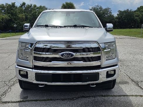 Used 2017 Ford F150 Lariat w/ Equipment Group 502A Luxury AWD/4WD image 8
