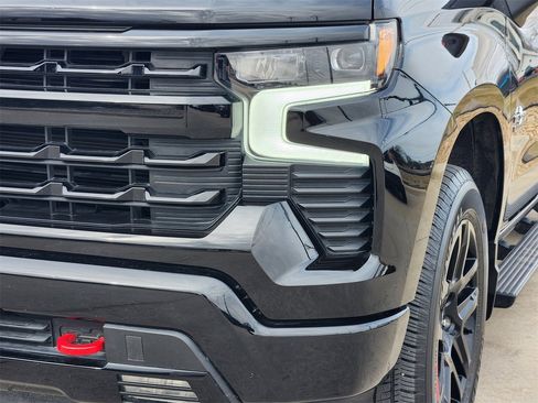 Used 2023 Chevrolet Silverado 1500 RST w/ Redline Edition image 9