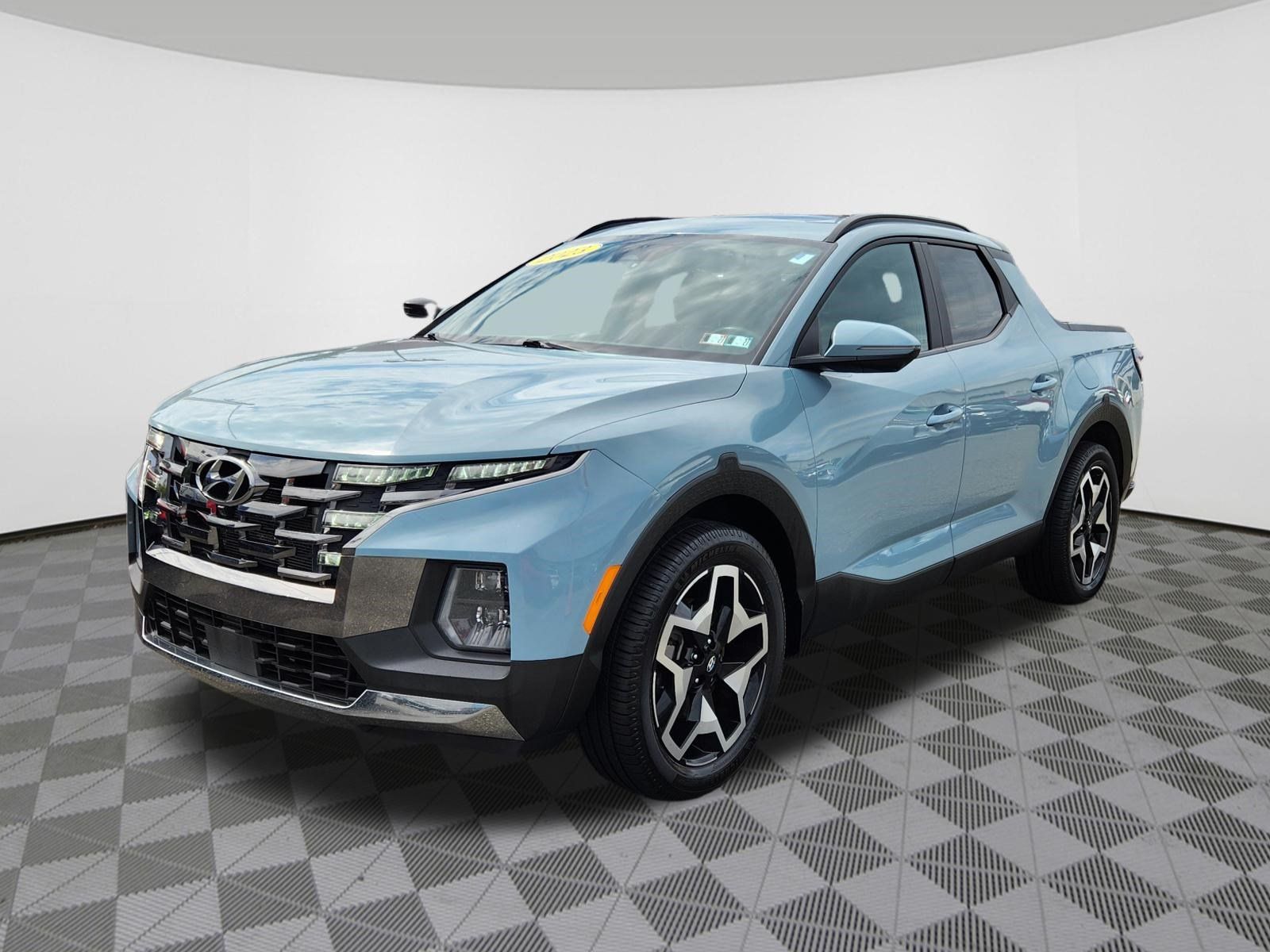Used 2022 Hyundai Santa Cruz Limited AWD/4WD image 2