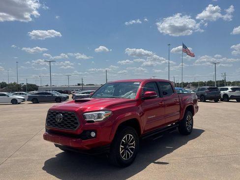 Used 2021 Toyota Tacoma TRD Sport RWD image 6
