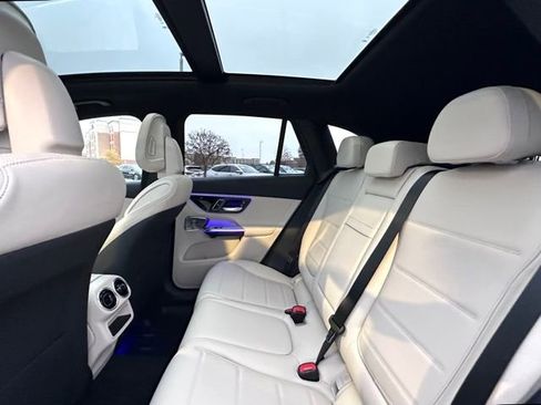 New 2026 Mercedes-Benz GLC 300 4MATIC image 24