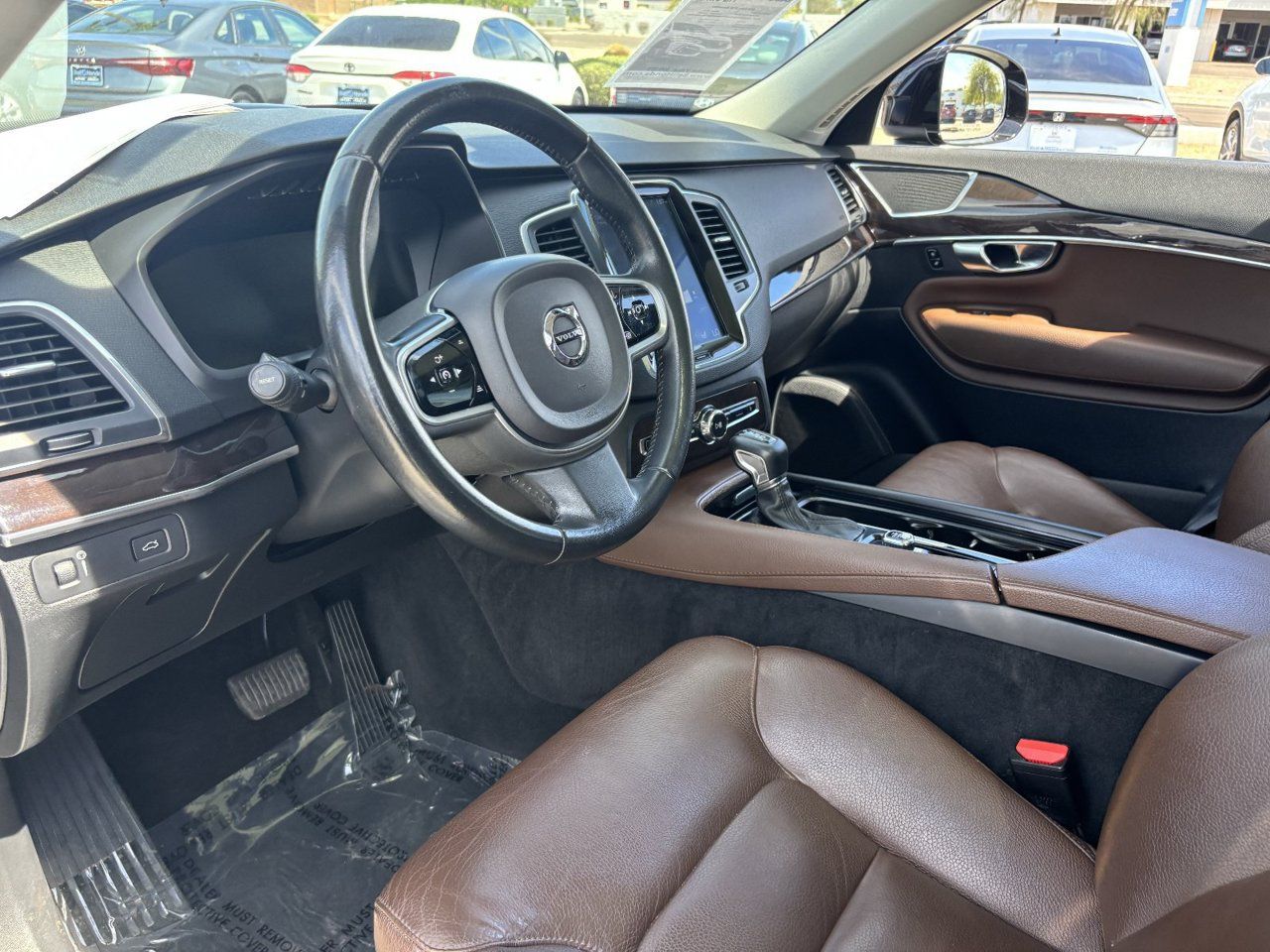 Used 2019 Volvo XC90 T6 Momentum w/ Advanced Package AWD/4WD image 17