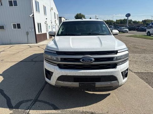 Used 2024 Ford Expedition Max XLT AWD/4WD image 8