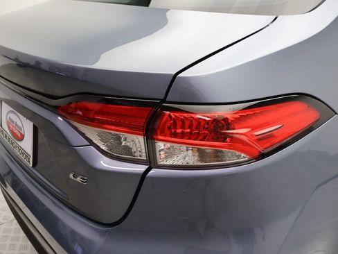 Used 2024 Toyota Corolla LE FWD image 9