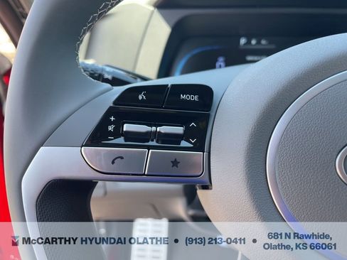 Certified 2025 Hyundai Elantra Sport image 23