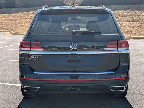 Used 2023 Volkswagen Atlas SE w/ Panoramic Sunroof Package image 5