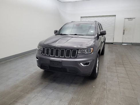 Used 2021 Jeep Grand Cherokee Laredo image 15