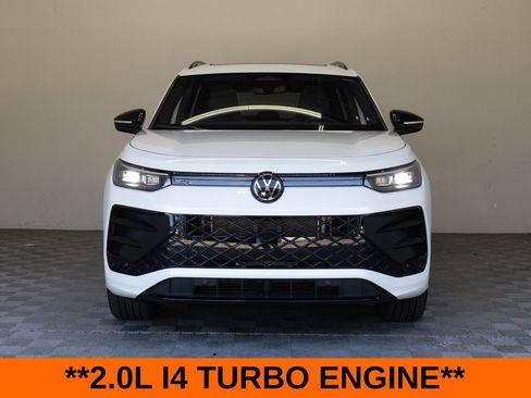 Used 2025 Volkswagen Tiguan SE R-Line AWD/4WD image 4