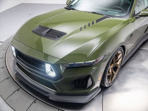 New 2026 Ford Mustang GT Premium w/ GT Performance Package RWD image 9