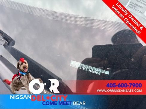 Used 2023 Nissan Rogue S FWD image 2