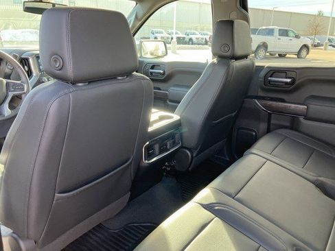 Used 2022 Chevrolet Silverado 1500 LTZ w/ LTZ Premium Package image 21