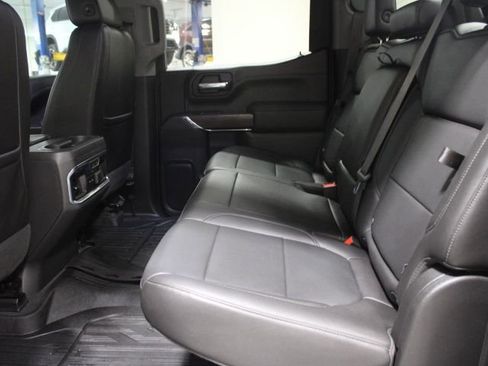 Used 2021 GMC Sierra 1500 SLT image 23