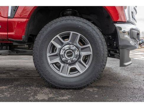 New 2026 Ford F250 Lariat w/ Lariat Premium Package image 9