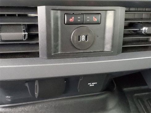 Used 2024 Ford F250 Lariat w/ Lariat Ultimate Package image 12