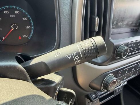 Used 2016 Chevrolet Colorado Z71 AWD/4WD image 23