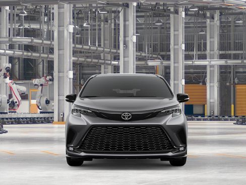 New 2026 Toyota Sienna XSE image 17