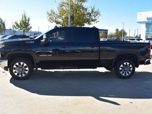 Used 2024 Chevrolet Silverado 2500 LT image 10