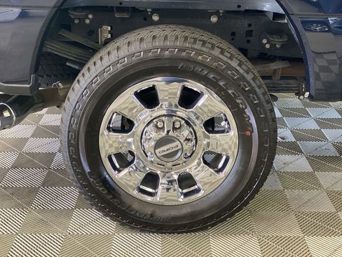 Used 2025 Ford F250 Lariat w/ Chrome Package AWD/4WD image 40