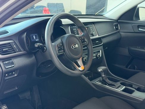 Used 2017 Kia Optima LX FWD image 15