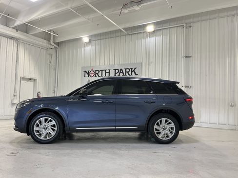 Used 2022 Lincoln Corsair FWD image 20