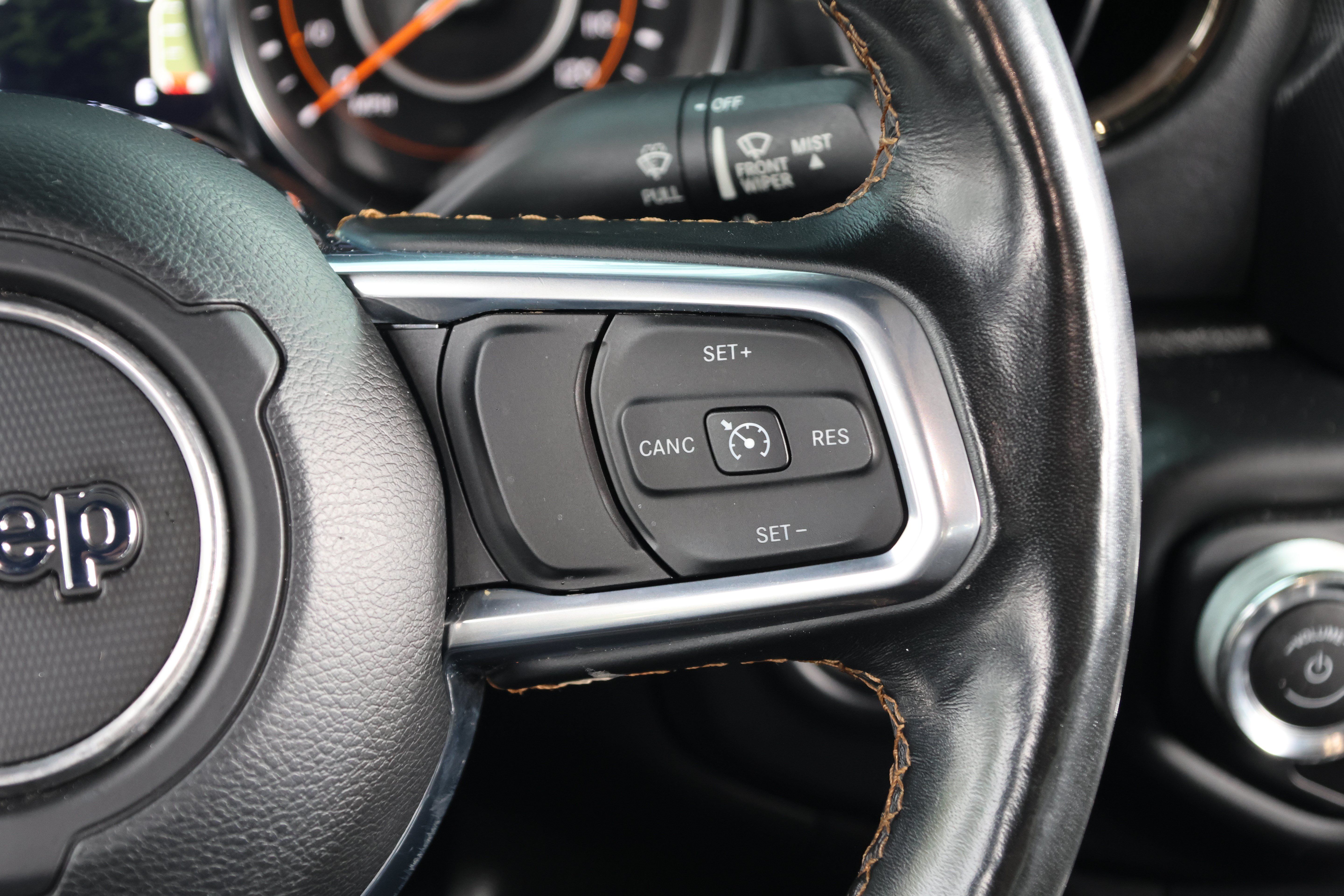 Used 2022 Jeep Gladiator Overland AWD/4WD image 21