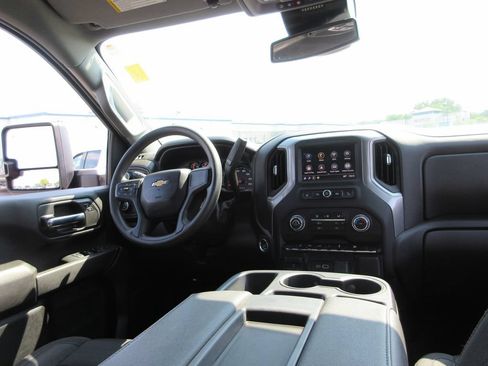 Certified 2024 Chevrolet Silverado 2500 Custom w/ Custom Value Package AWD/4WD image 24