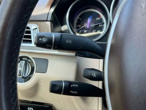 Used 2015 Mercedes-Benz E 350 4MATIC Sedan image 30
