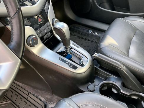 Used 2012 Chevrolet Cruze LT w/ RS Package image 16