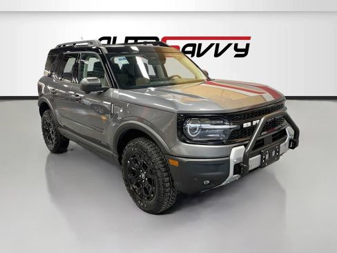 Used 2025 Ford Bronco Sport Badlands w/ Sasquatch Badlands Package AWD/4WD image 1
