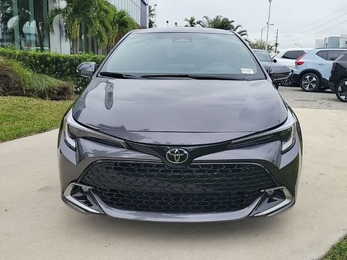 Used 2025 Toyota Corolla XSE image 2