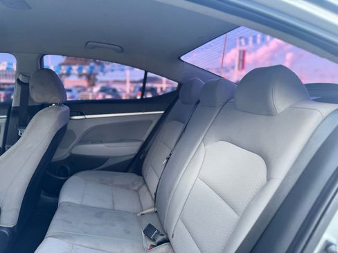 Used 2020 Hyundai Elantra SEL image 46