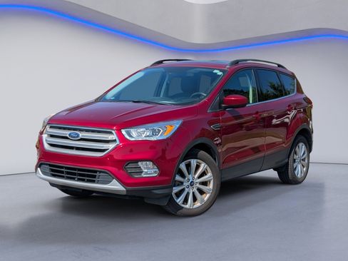 Used 2019 Ford Escape SEL AWD/4WD image 2