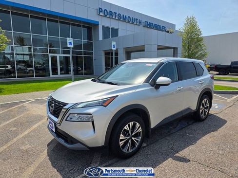 Used 2023 Nissan Rogue SV AWD/4WD image 1