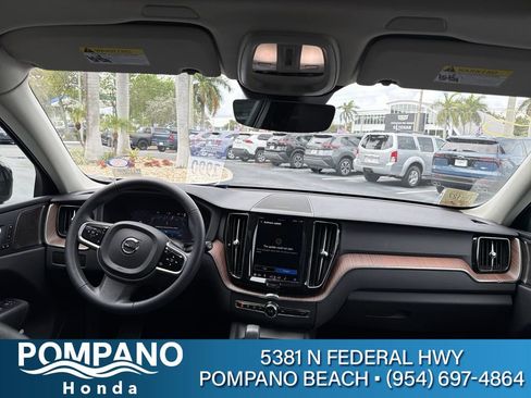 Used 2023 Volvo XC60 B5 Plus w/ Climate Package AWD/4WD image 12