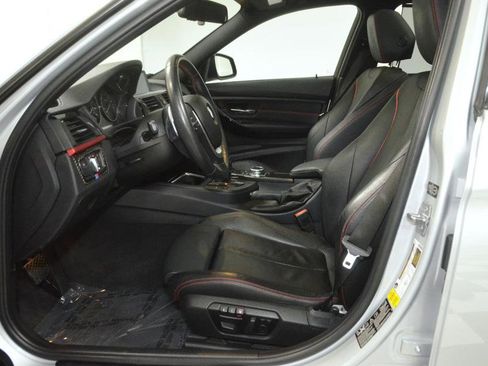 Used 2014 BMW 328i xDrive 328XI WAGON w/ Technology Package image 19