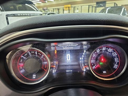 Used 2021 Dodge Challenger SXT RWD image 28