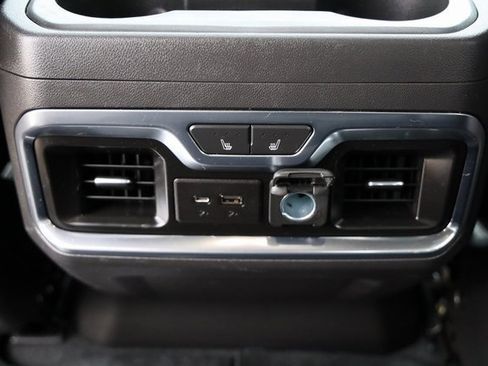 Used 2020 Chevrolet Silverado 1500 High Country w/ Technology Package image 29