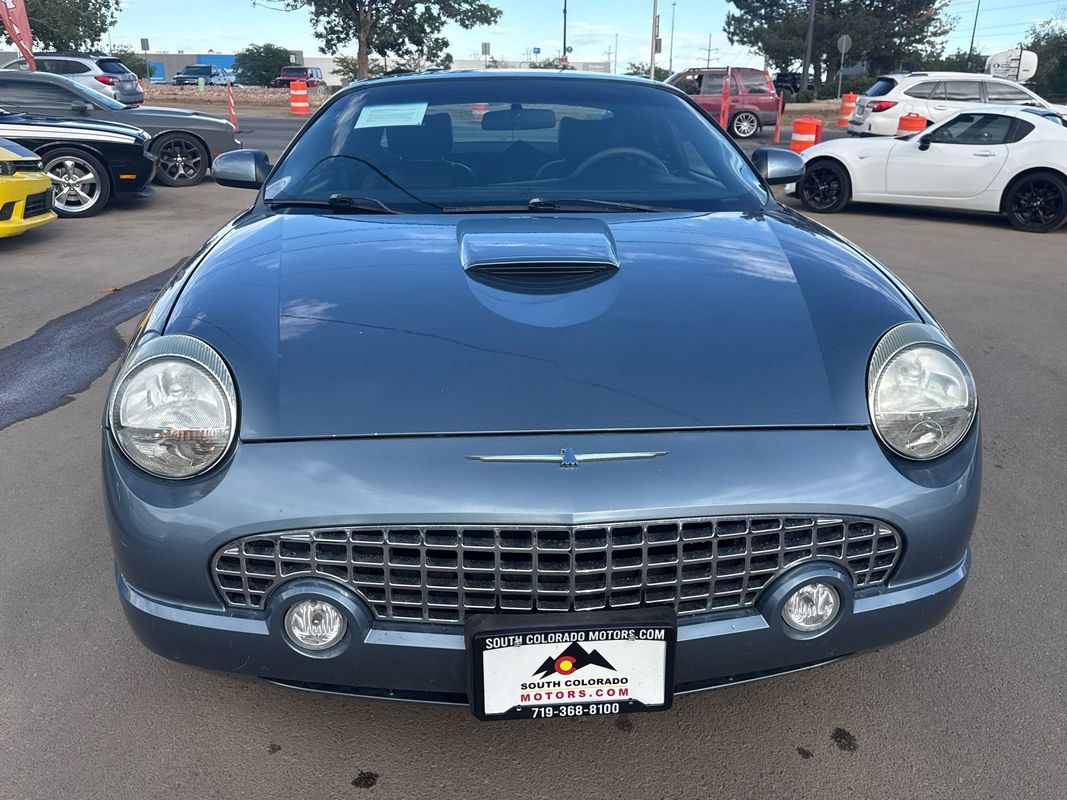 Used 2005 Ford Thunderbird RWD image 2